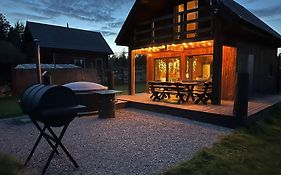 Górskie kaszuby ,Gołubie ,Domek w sielskim klimacie ,niedaleko jeziora na Kaszubach-do 10 osob,sauna ,balia,kominek, cisza i spokój